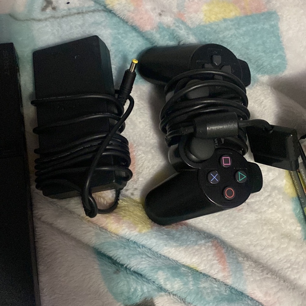 Playstation 2 - Picture 2 of 6